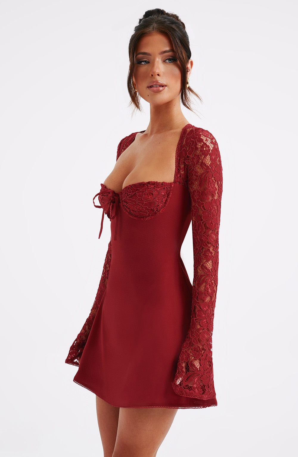 Jacinta Mini Dress Red – Jacinta Red Mini Dress, Sophistication and Passion in Every Detail