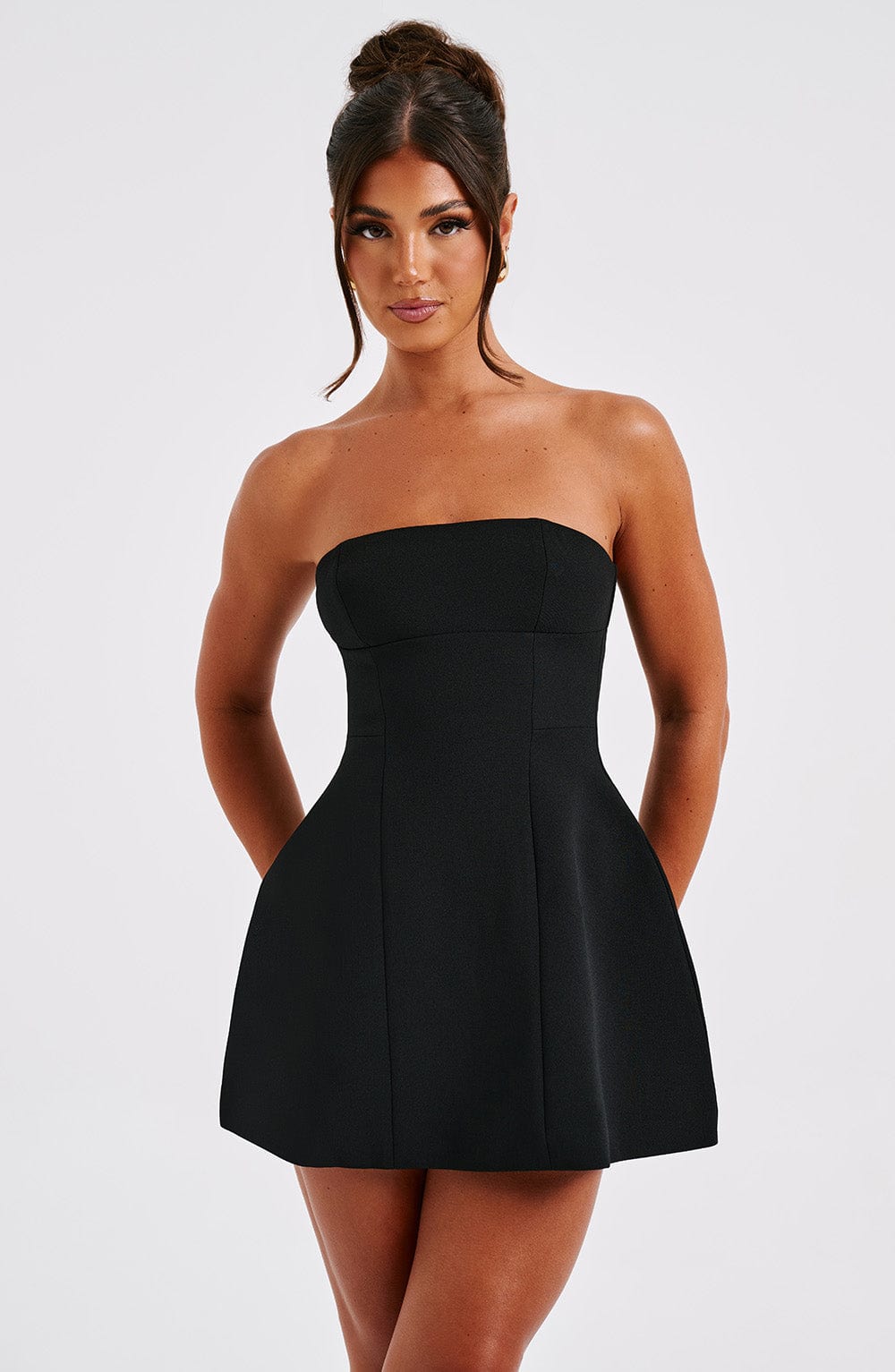 Asha Mini Dress Black – Asha Black Mini Dress, Timeless Elegance and Exclusive Sophistication