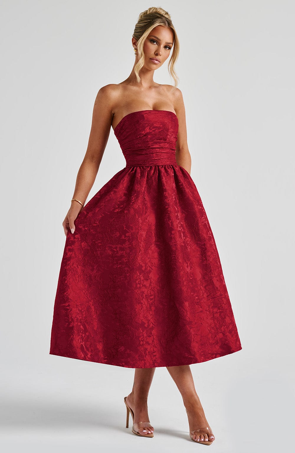 Saoirse Midi Dress Red – Saoirse Red Midi Dress, Timeless Elegance and Sophistication!