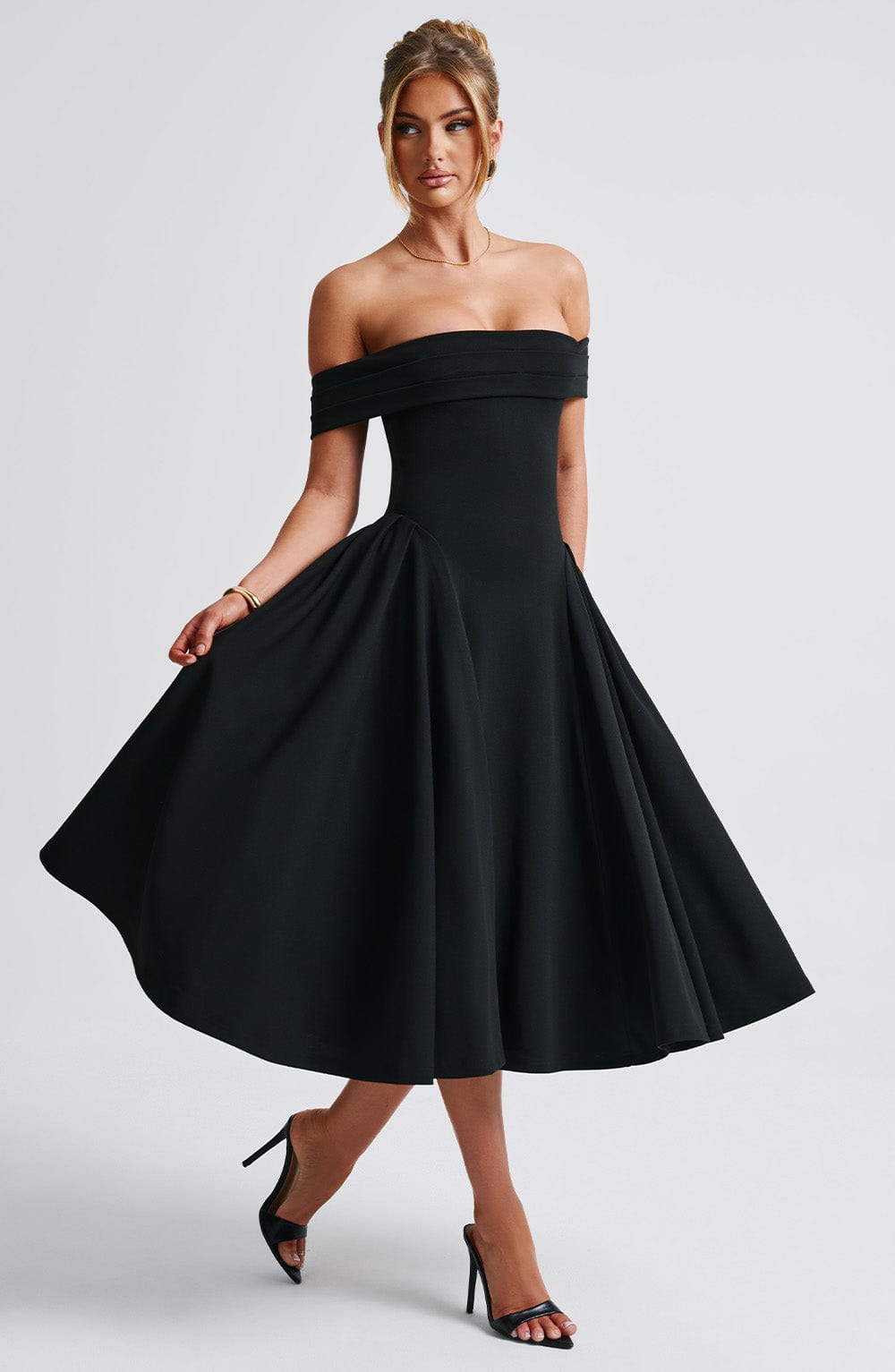 Miranda Midi Dress Black – Miranda Midi Dress Black, Timeless Elegance and Exclusive Sophistication