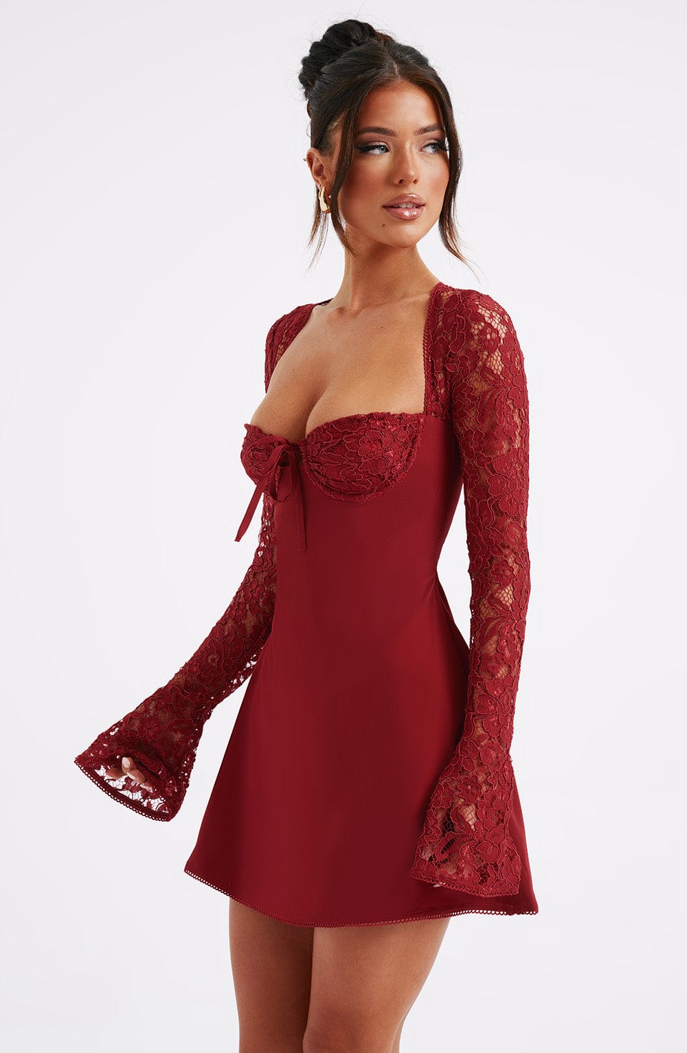 Jacinta Mini Dress Red – Jacinta Red Mini Dress, Sophistication and Passion in Every Detail