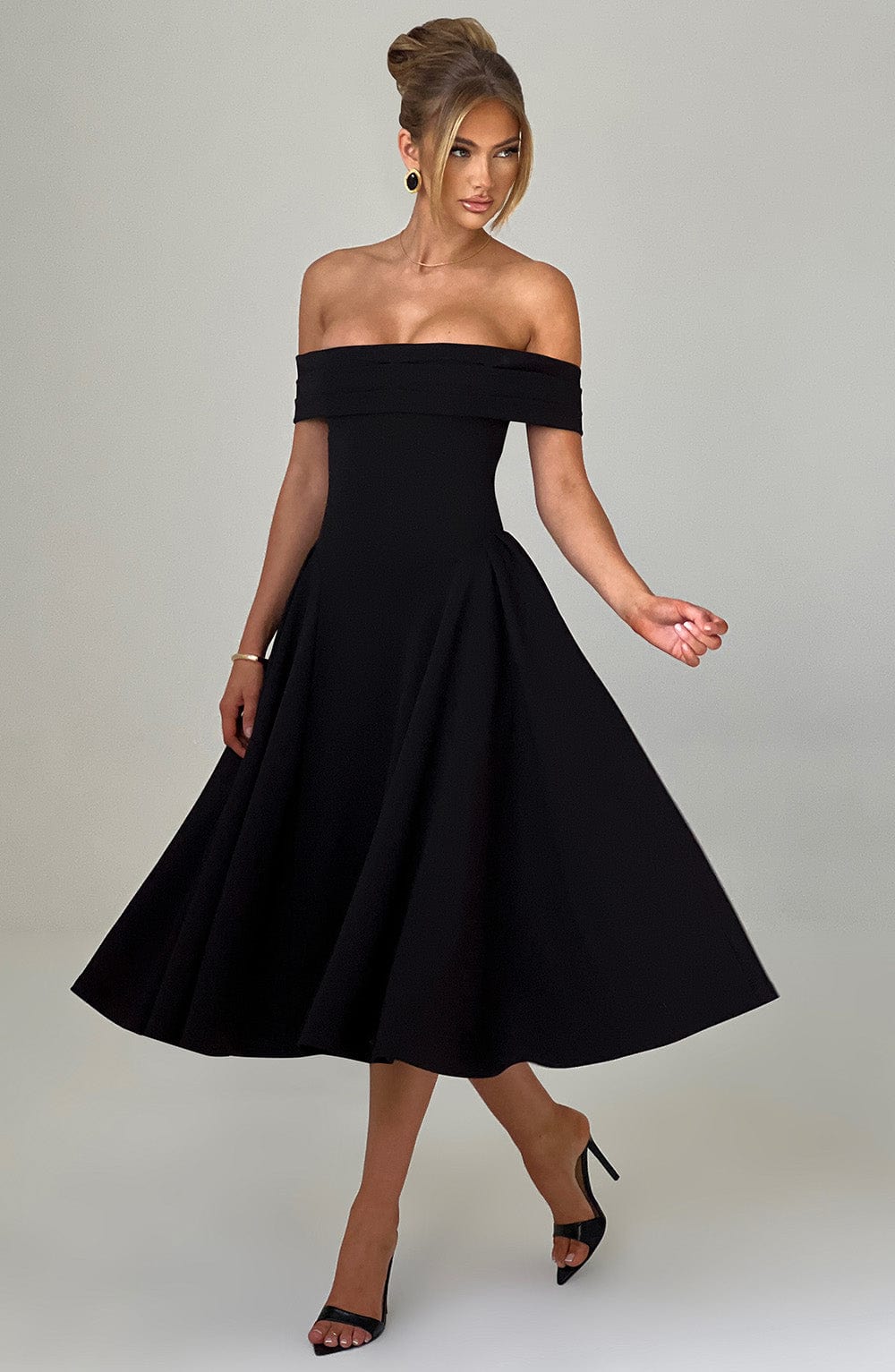 Miranda Midi Dress Black – Miranda Midi Dress Black, Timeless Elegance and Exclusive Sophistication