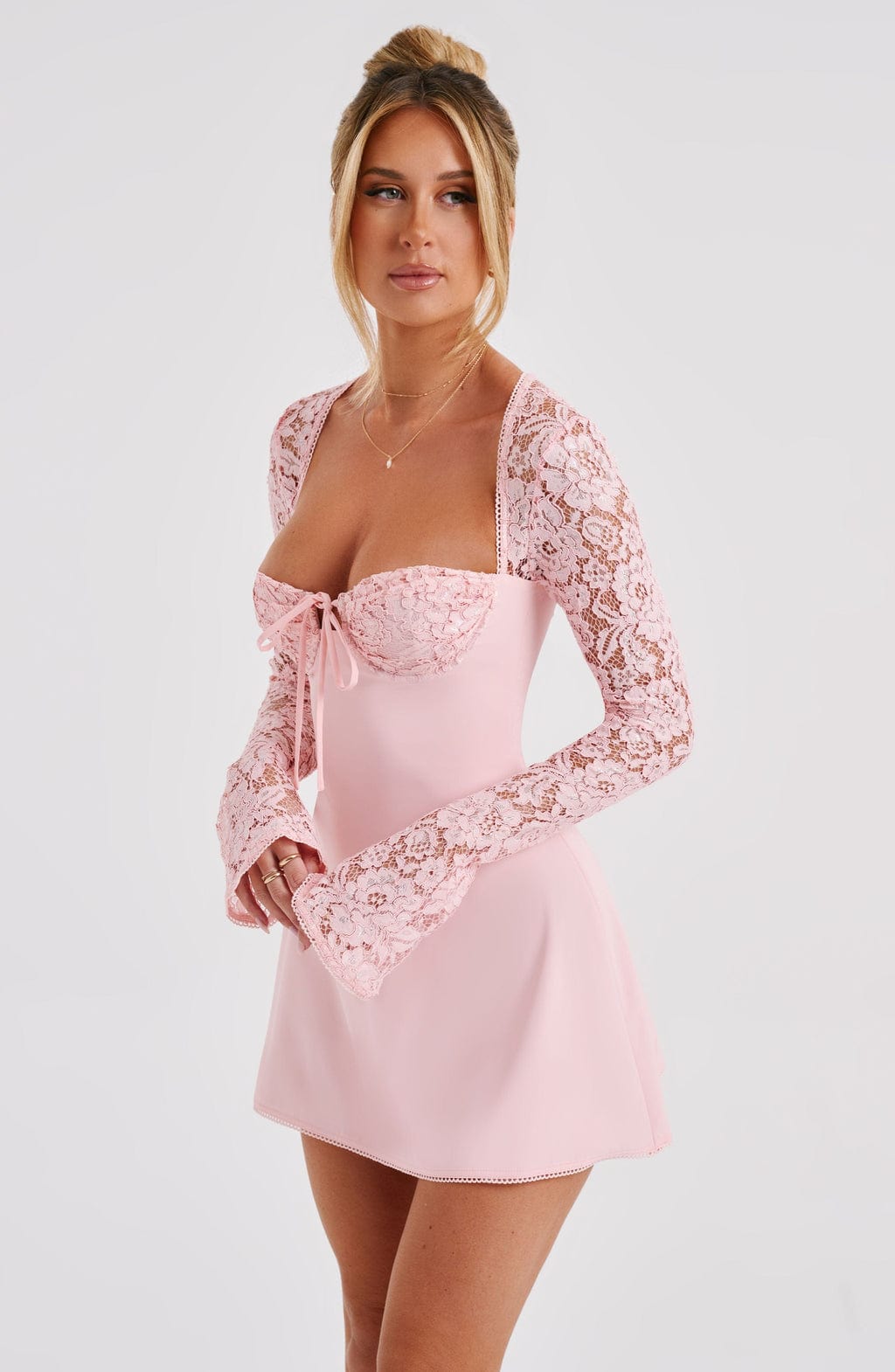 Jacinta Mini Dress Blush – Jacinta Blush Mini Dress, Delicacy and Elegance in Every Detail