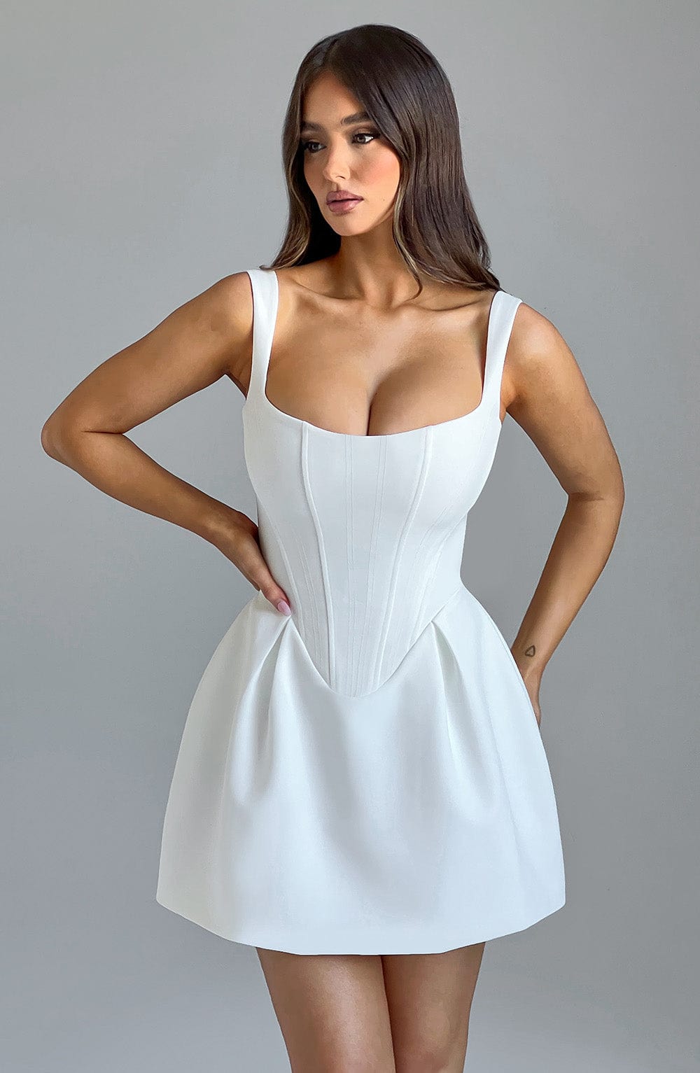 Janiyah Mini Dress Ivory – Janiyah Ivory Mini Dress, Refined Elegance and Exclusivity