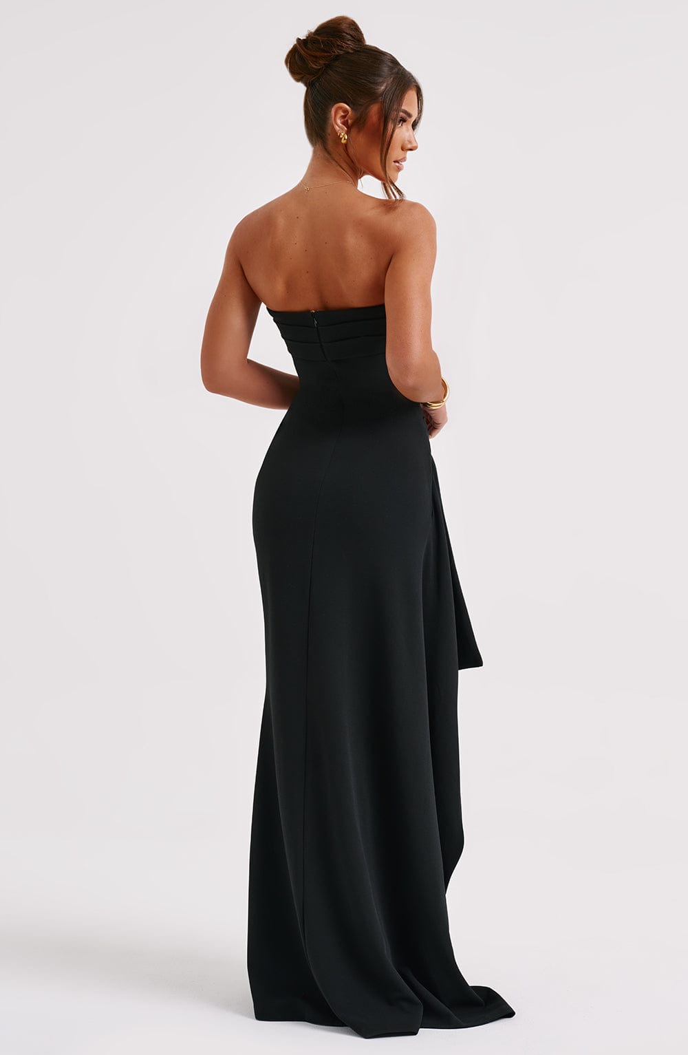 Zafira Maxi Dress Black – Zafira Black Long Dress, Timeless Elegance and Exclusivity