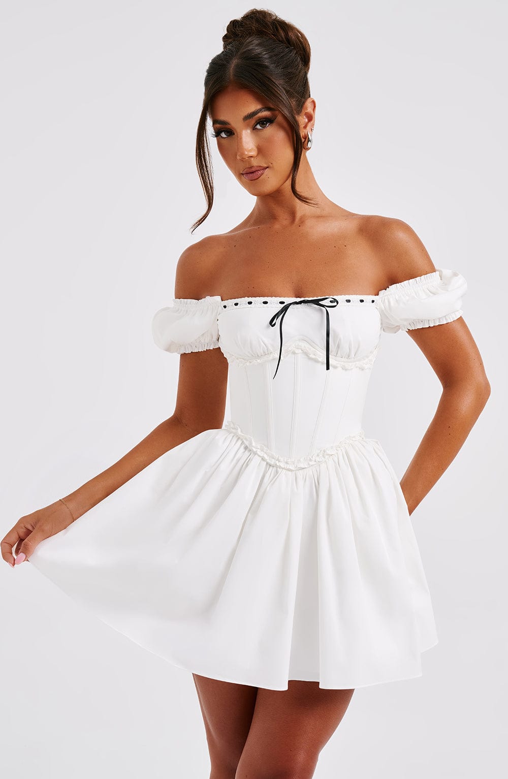 Penelope Mini Dress Black & White – Penelope Mini Dress Black and White, Classic Elegance and Modern Sophistication