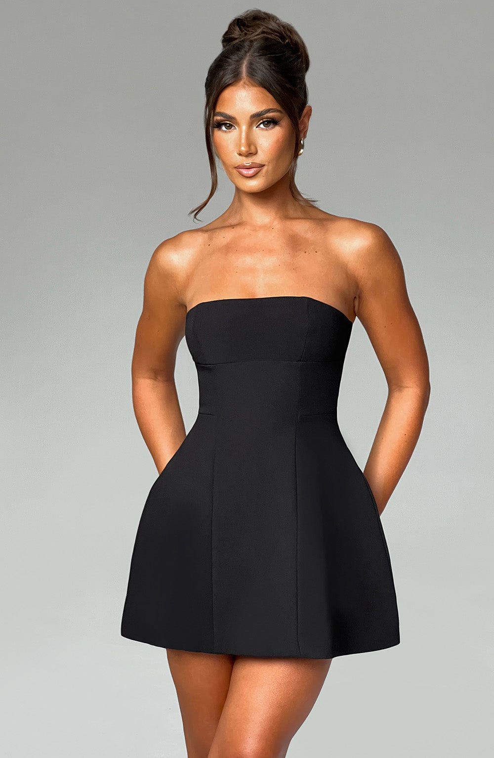 Asha Mini Dress Black – Asha Black Mini Dress, Timeless Elegance and Exclusive Sophistication