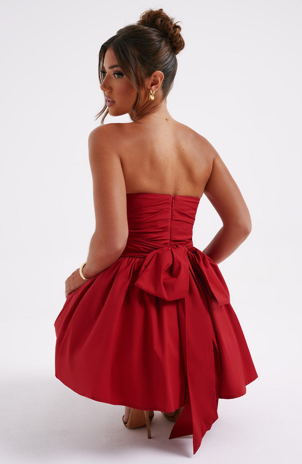 Katrina Mini Dress Red – Katrina Mini Dress Red, Sophistication and Passion in Every Detail