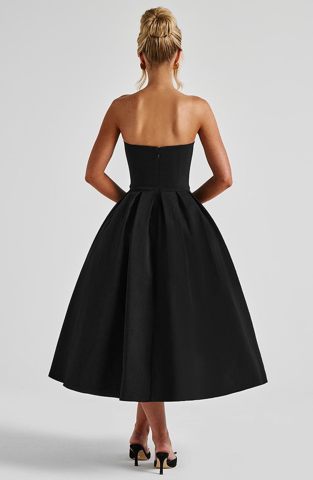 Edith Midi Dress Black – Edith Midi Dress Black, Sophistication and Timeless Elegance
