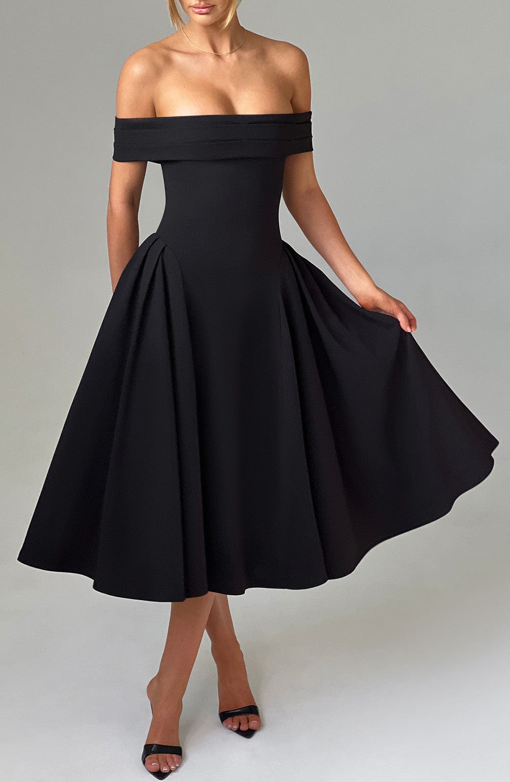 Miranda Midi Dress Black – Miranda Midi Dress Black, Timeless Elegance and Exclusive Sophistication