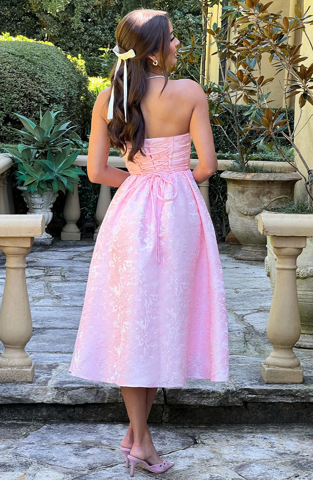 Saoirse Midi Dress Blush – Saoirse Blush Midi Dress, Elegance and Sophistication in Every Detail